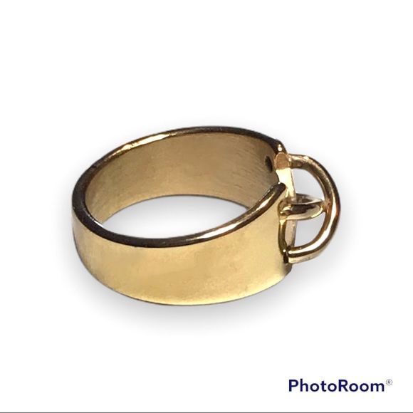 Cross Design Gold Plated Ring, Size 7 - Picture 4 of 11